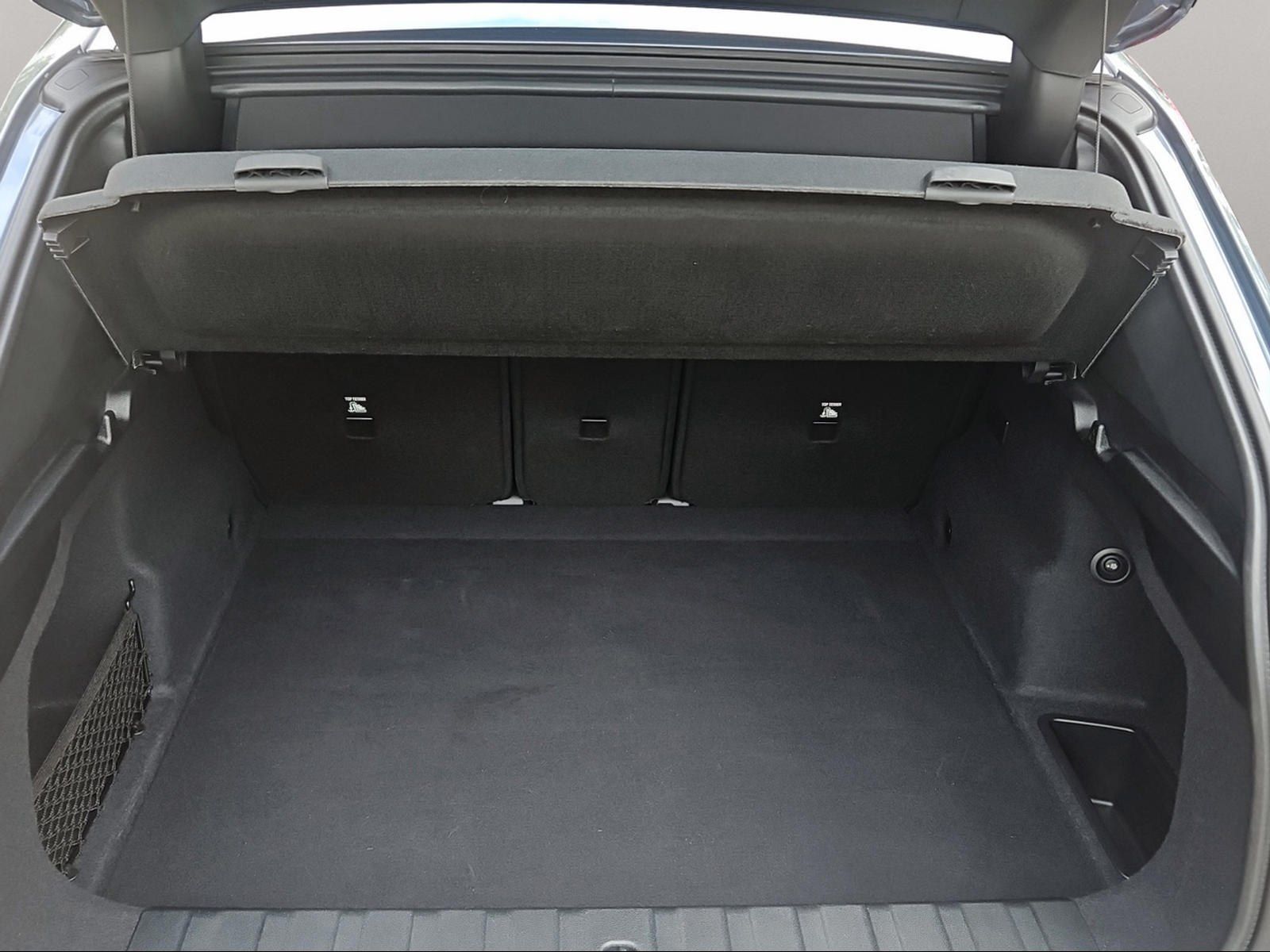 BMW iX2 - Bild 14