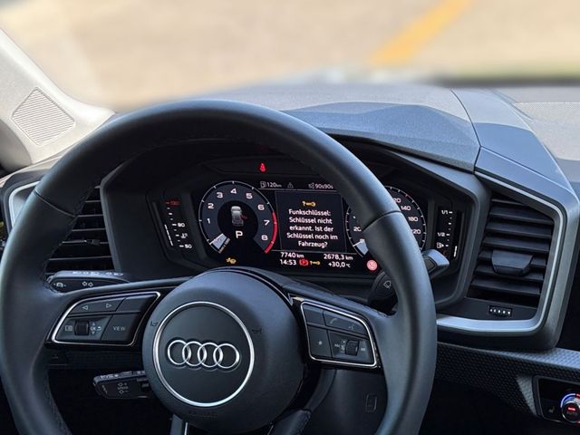 A1 Sportback 25 TFSI S-LINE NAVI+DCP+ACC+EPH+DAB