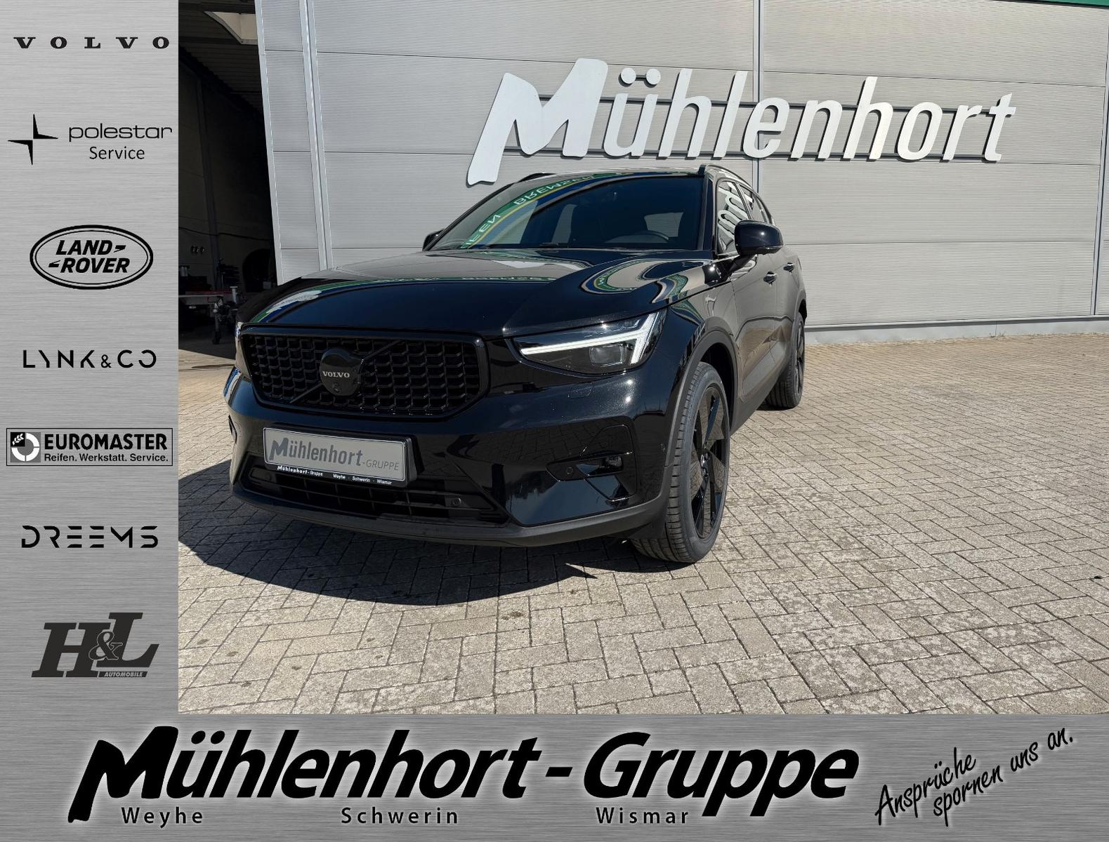 Volvo XC40 B3 DKG ULTRA-Black Edition-360-AHK-AC