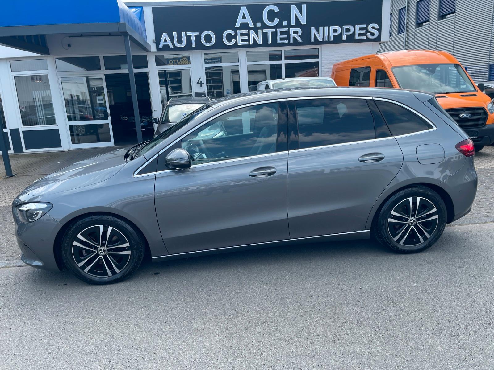Mercedes-Benz B 180 d Kamera Leder Navi LED PDC Alu