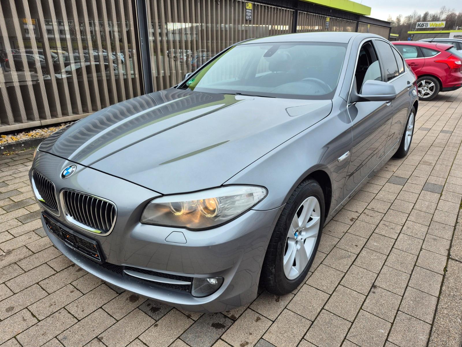 BMW 523i~~Service Neu ~~