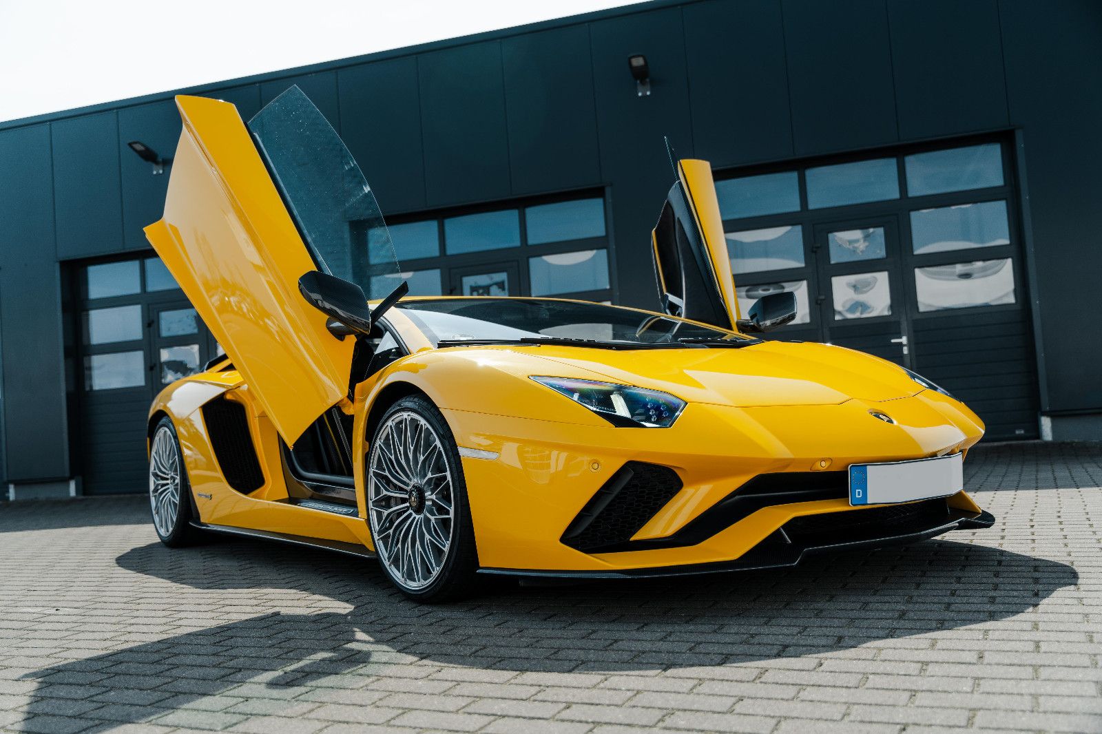 Fahrzeugabbildung Lamborghini Aventador S VOLL Ausstattung *Mietkauf möglich