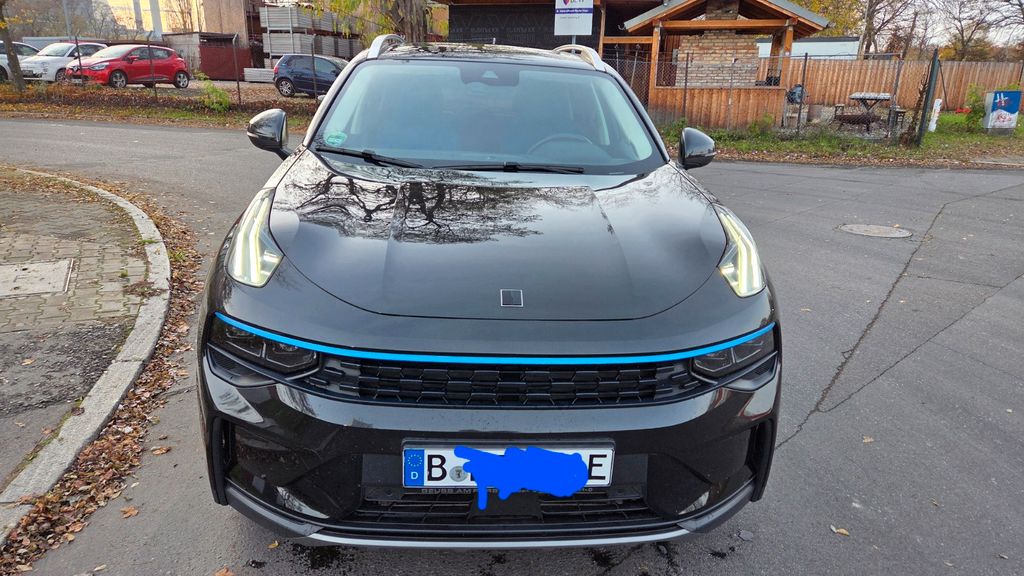 Image of Lynk&Co 01