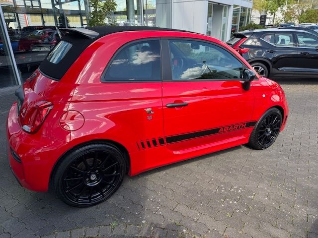 Fahrzeugabbildung Abarth 595C  Esseesse Estetico BEATS AKRAPOVIC