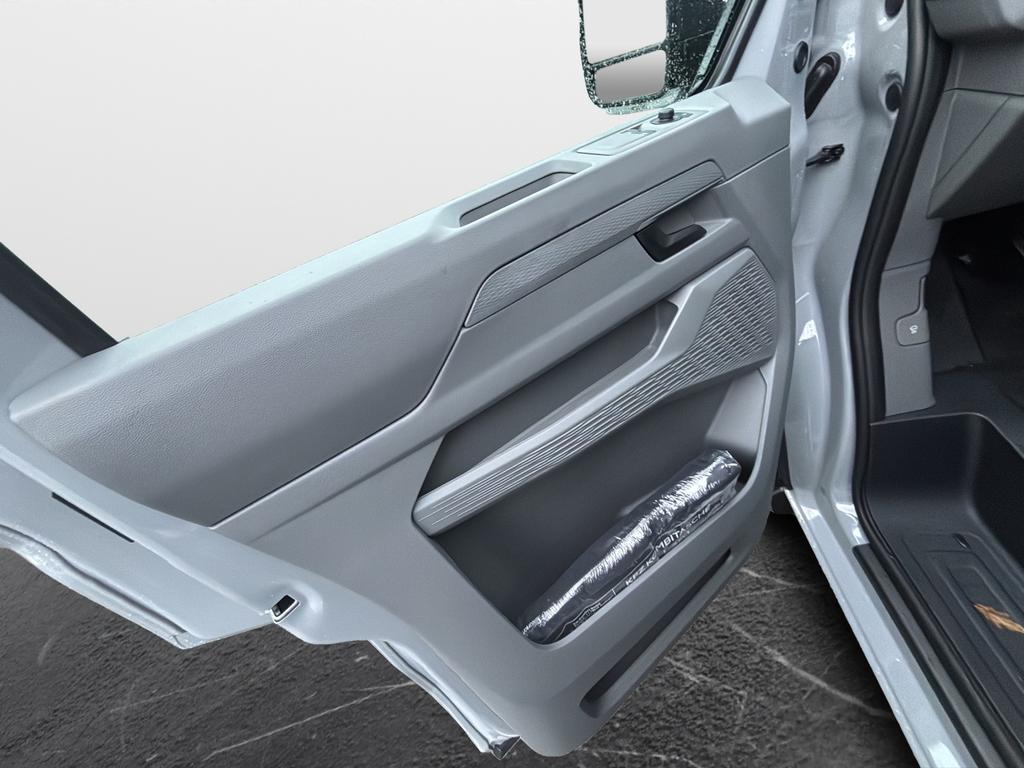 Volkswagen T7 Transporter