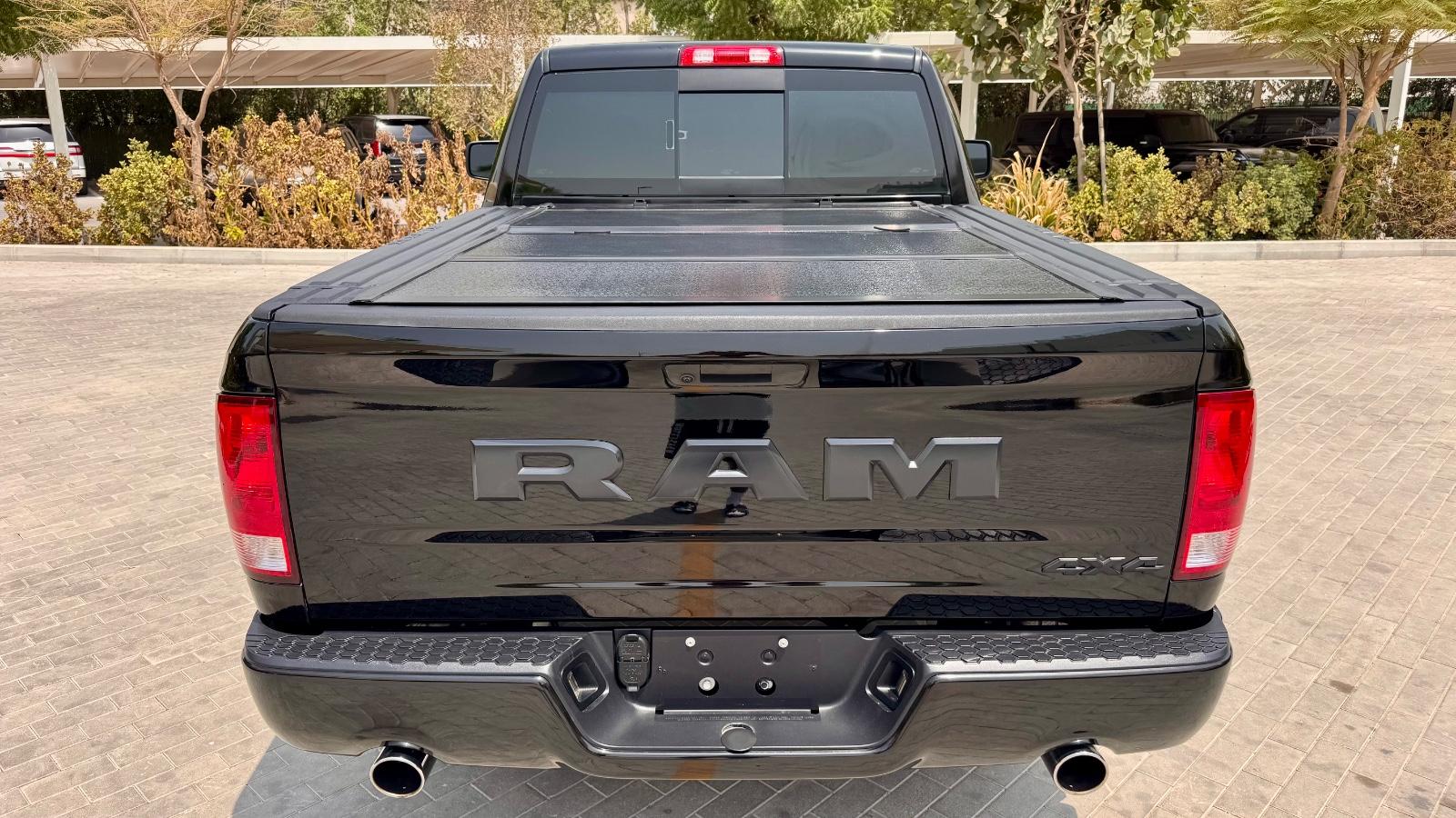 Dodge 5.7*V8*4X4*SINGLE*RAMBOX*CLEAN-CARFAX*AHK*NAVI*