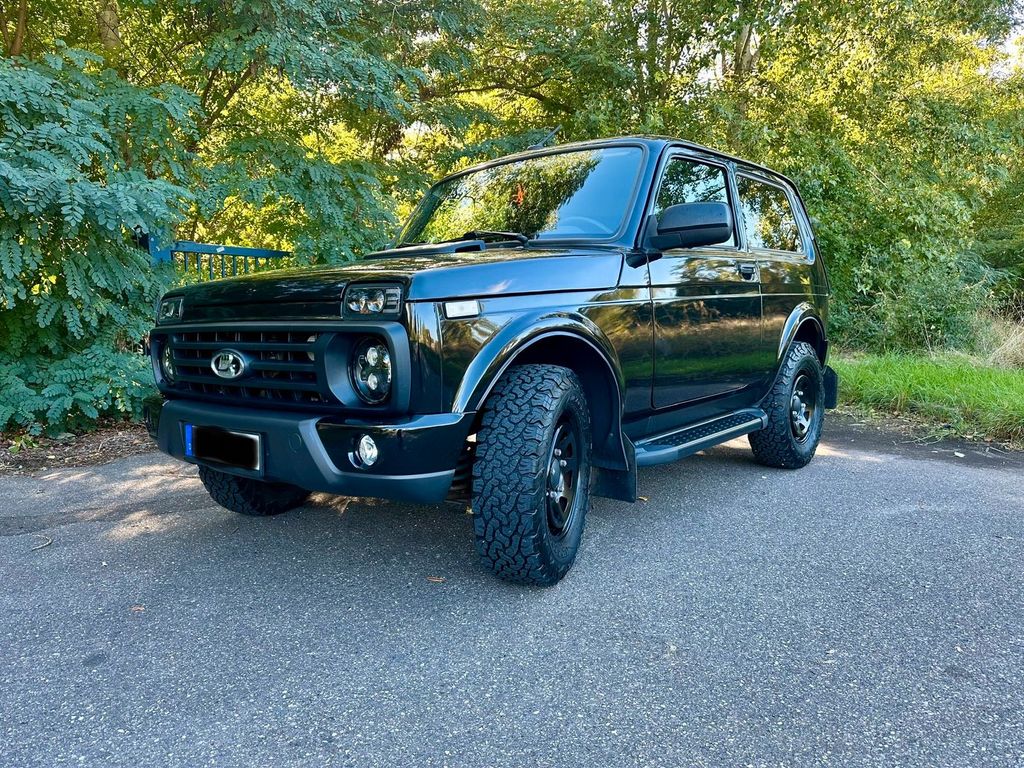 Image of Lada Niva