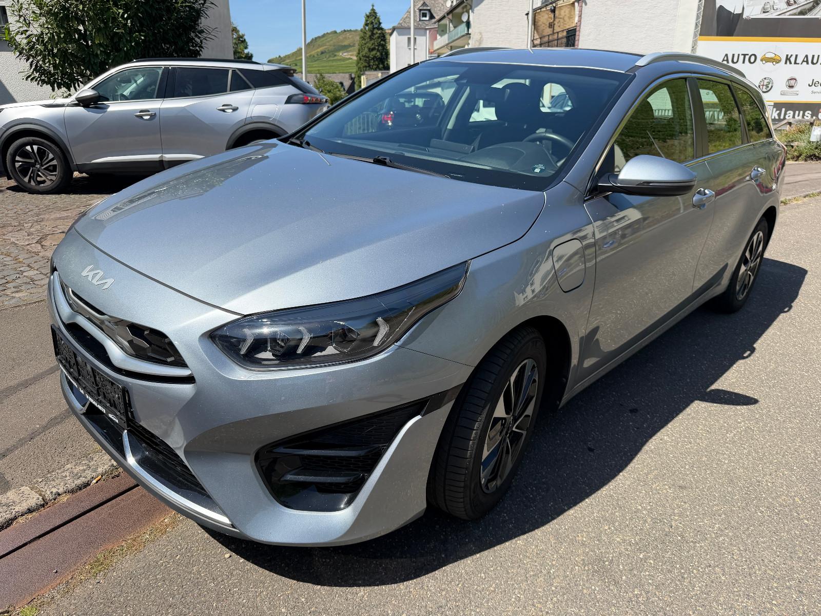 Kia Ceed SW 1.6 GDI DCT OPF Plug-in-Hybrid Vision