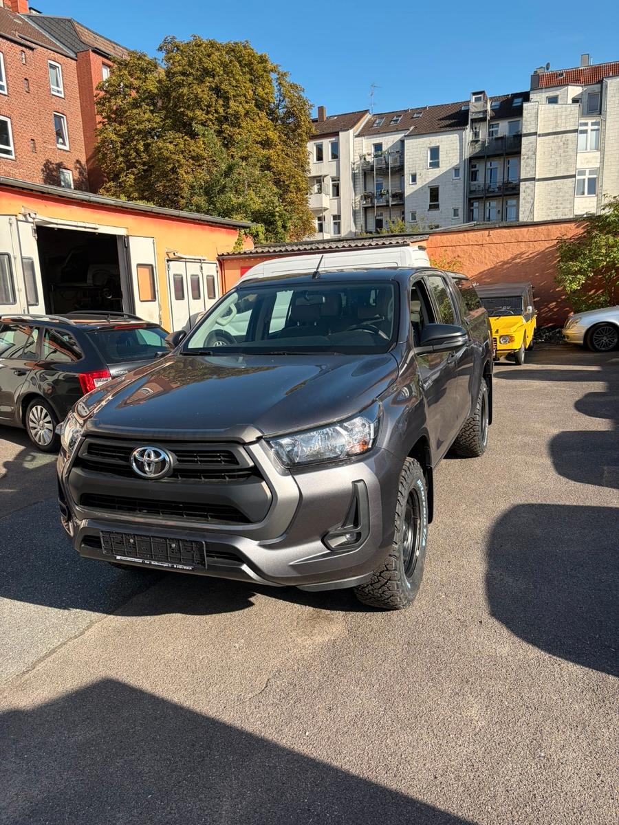 Toyota Hilux Double Cab Duty 4x4