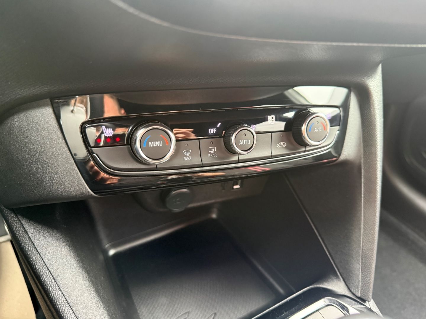Fahrzeugabbildung Opel Corsa F GS SHZ+LHZ+Kamera