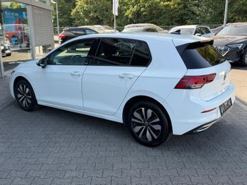 Volkswagen Golf - 6
