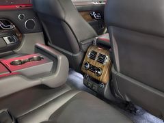 Fahrzeugabbildung Land Rover Range Rover 3,0 TDV6 (360/SI-BELÜF/DAB/MERIDIAN
