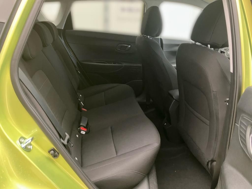 Fahrzeugabbildung Hyundai BAYON 1.0 T-GDI 7-DCT Prime 4xSHZ KlimaA Navi
