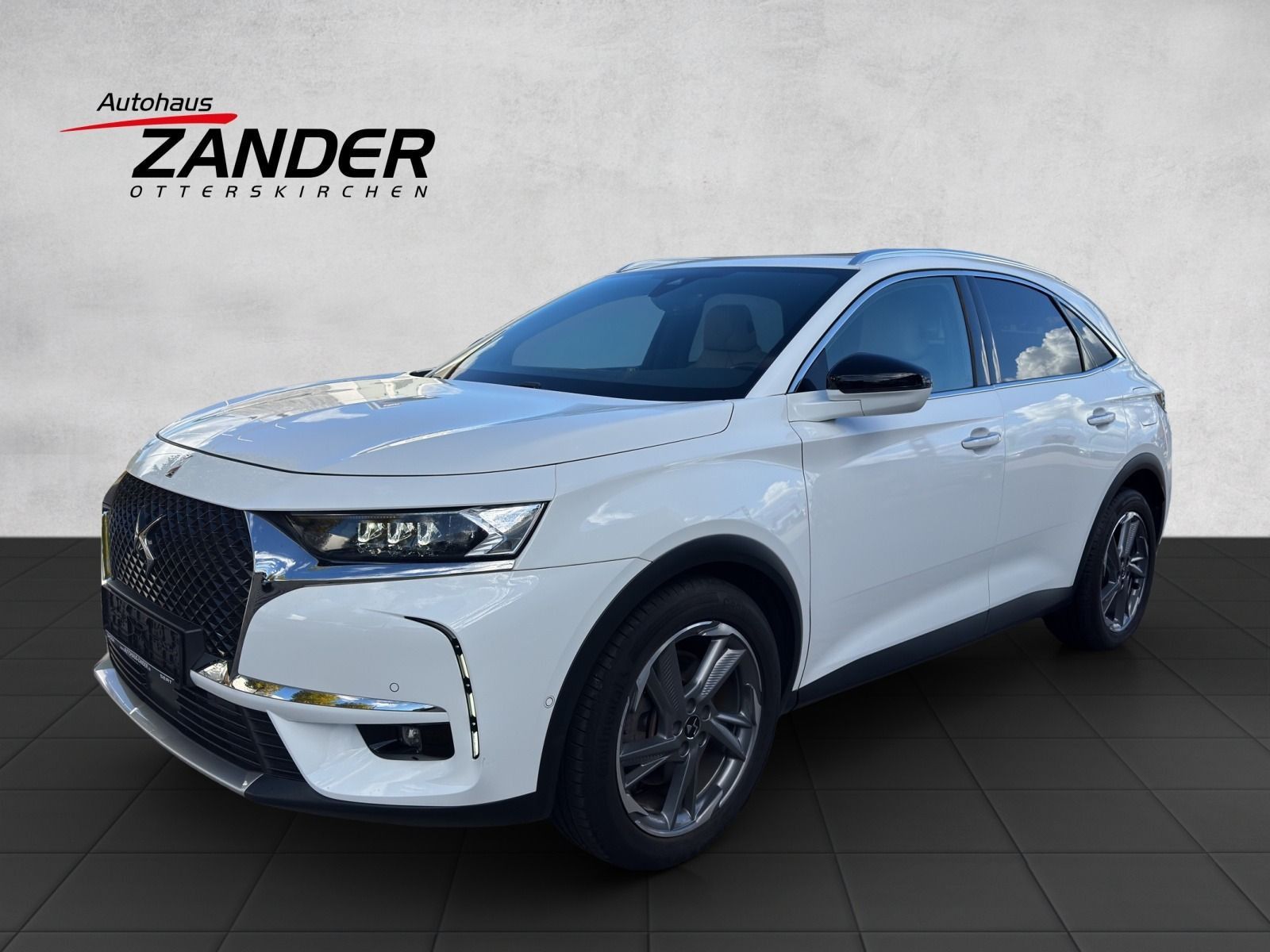 DS Automobiles DS 7 Crossback E-Tense 4x4 Hybrid 300 imagem 2