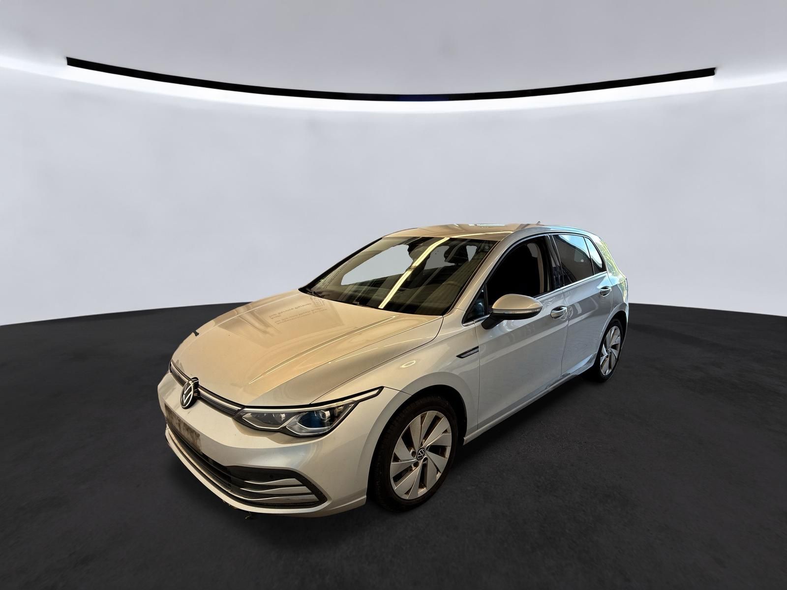 Volkswagen Golf VIII 2.0 TDI DSG STYLE/CARPLAY/TRAVEL