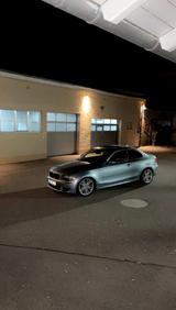 BMW  BMW 123d Coupé vollausgestattet - BMW 123 aus 2009