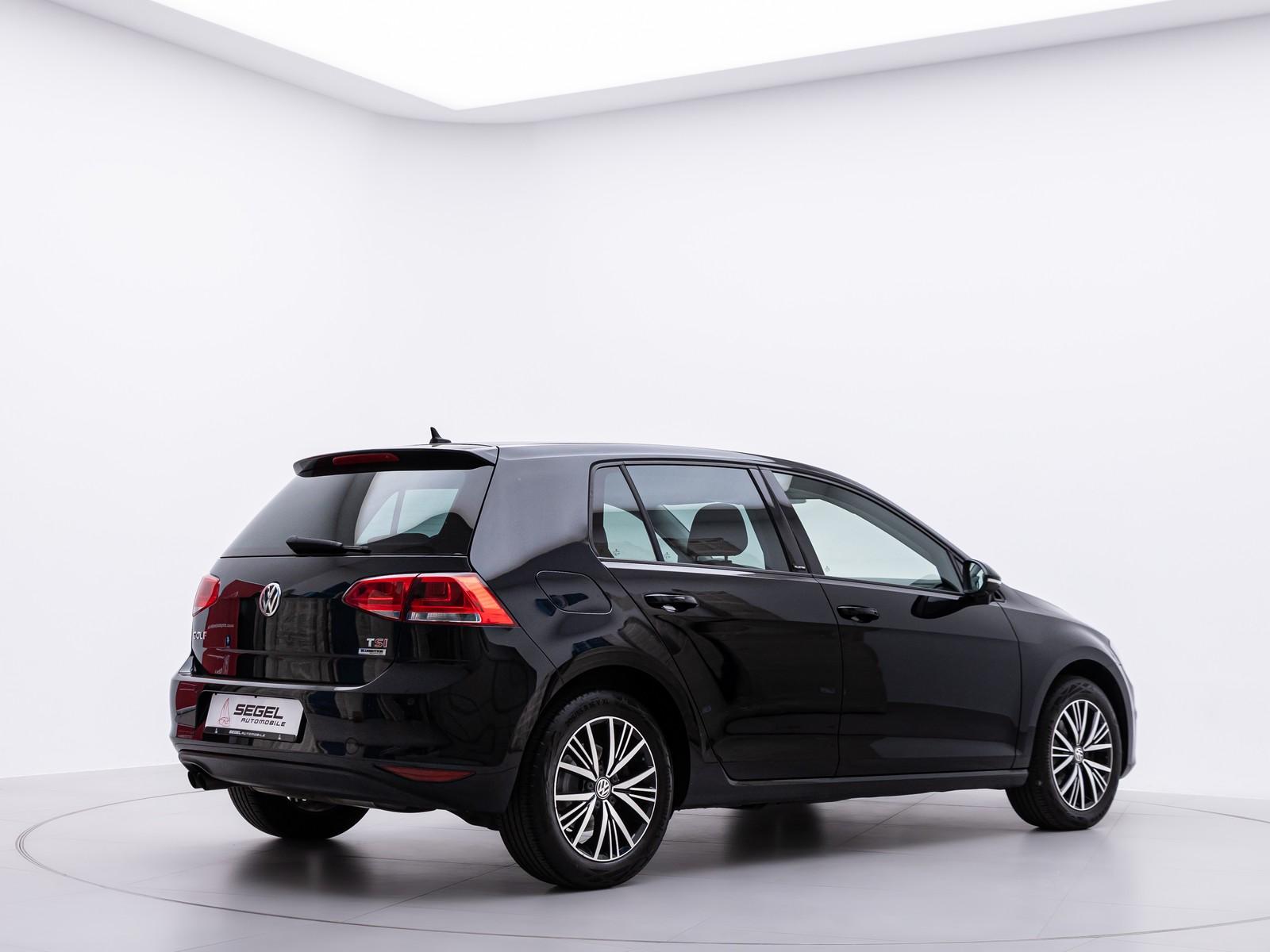 Volkswagen Golf VII Allstar BMT