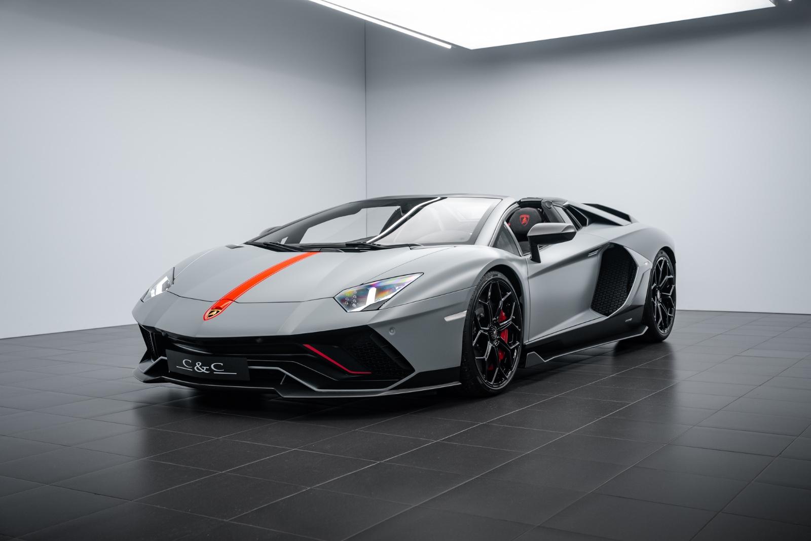 Lamborghini Aventador Ultimae Roadster FULL CARBON/WARRANTY