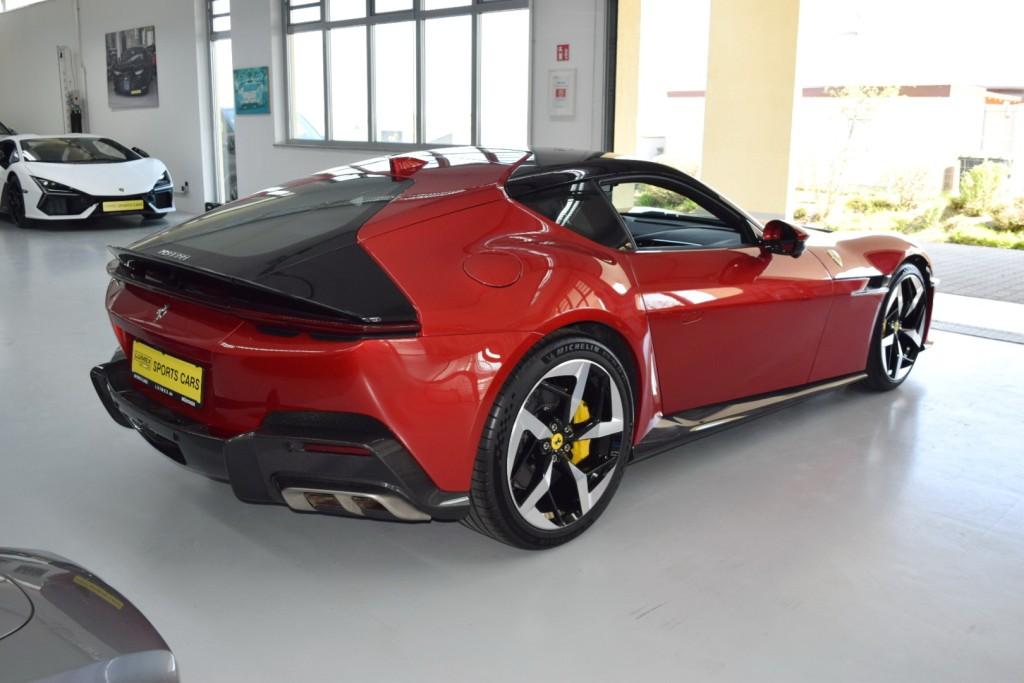 Ferrari 12Cilindri Panorama Lifting Beifahrerdispl ACC