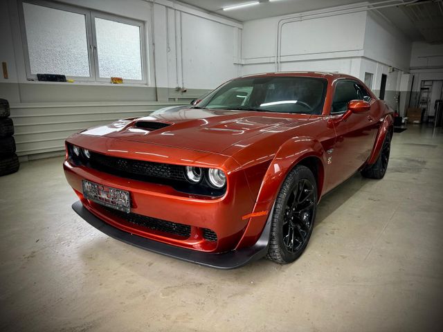 Dodge Challenger/6.4/V8/WIDEBODY/