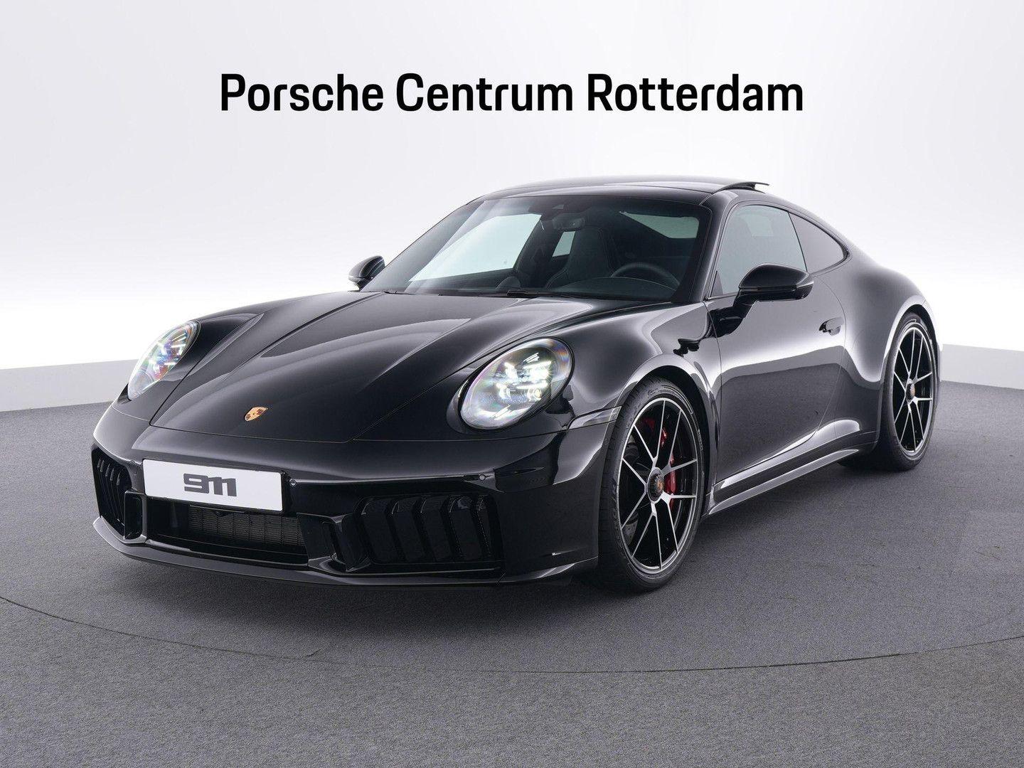 Porsche 992 Carrera 4 GTS