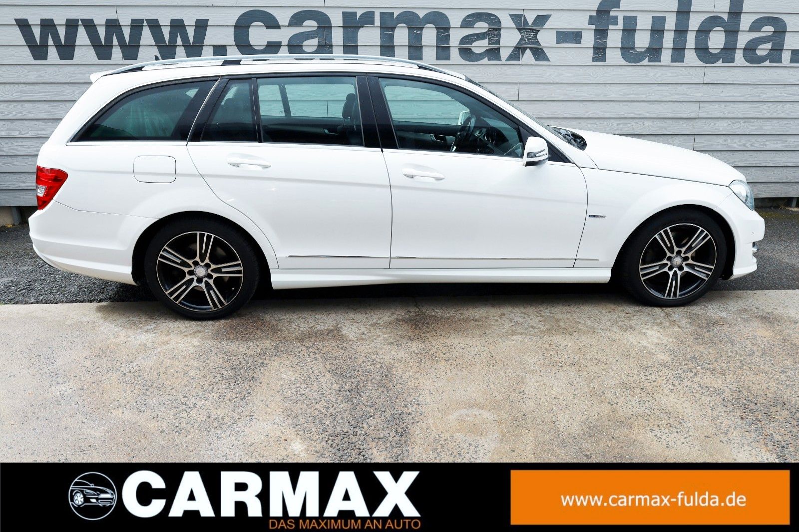 Fahrzeugabbildung Mercedes-Benz C 300CDI 4M T AMG TLeder,Navi,Xenon,SH,PDC,SR+WR