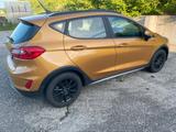 Ford Fiesta 1,0 EcoBoost 92kW Active - Ford Fiesta mit Benzin-Antrieb: Gold