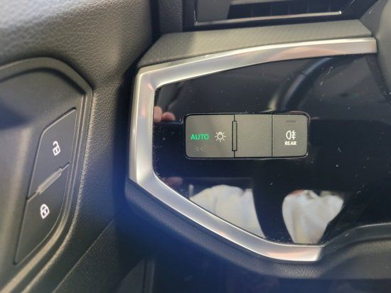 Audi Q3 Sportback 35 1,5TFSI S Line 110 KW DSG Nav,AH foto 19