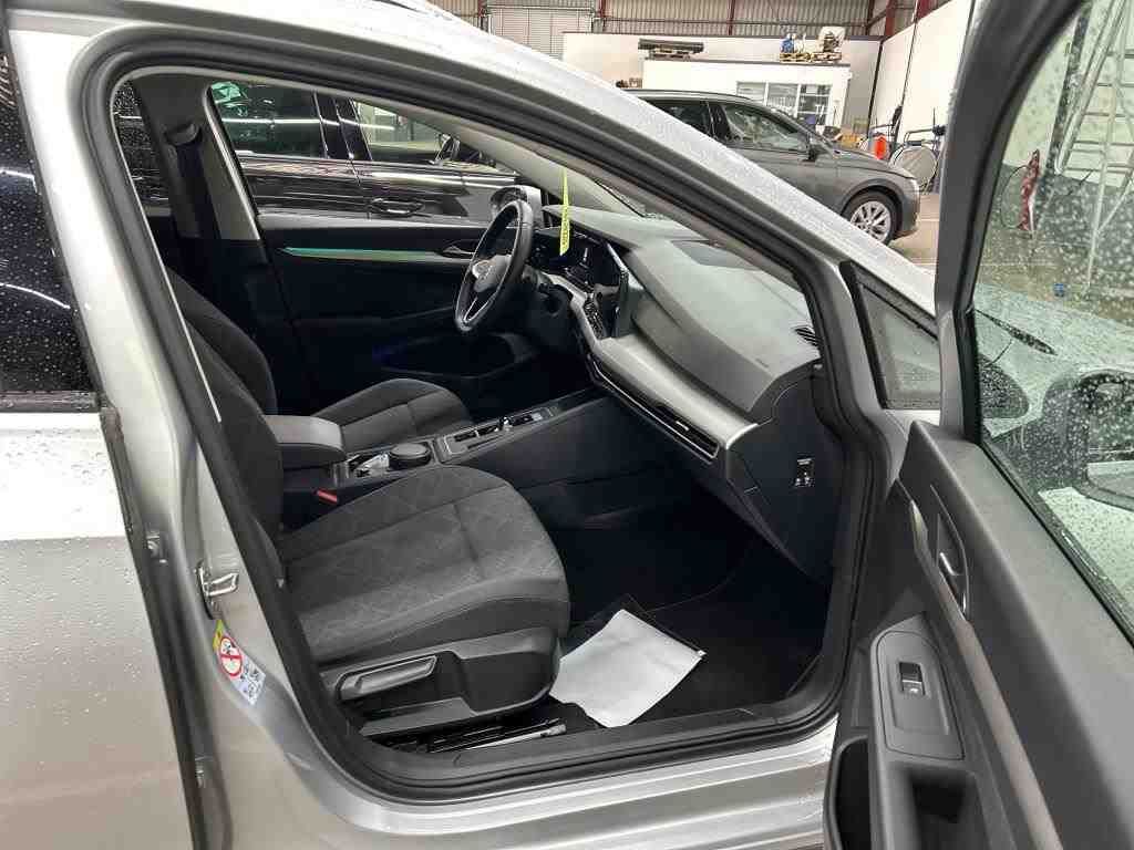 Volkswagen Golf - Bild 5