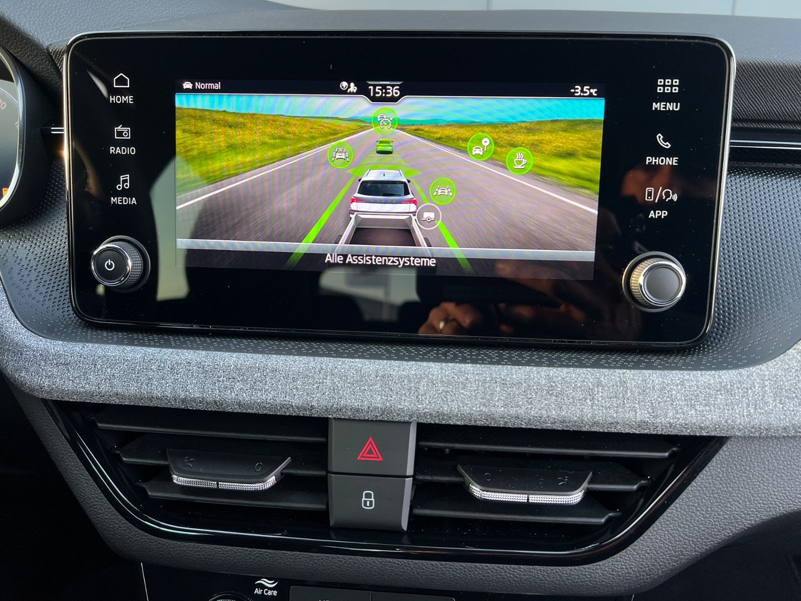 Fahrzeugabbildung SKODA Kamiq Drive 1.0 TSI DSG *AHK, Matrix, ACC, Smart