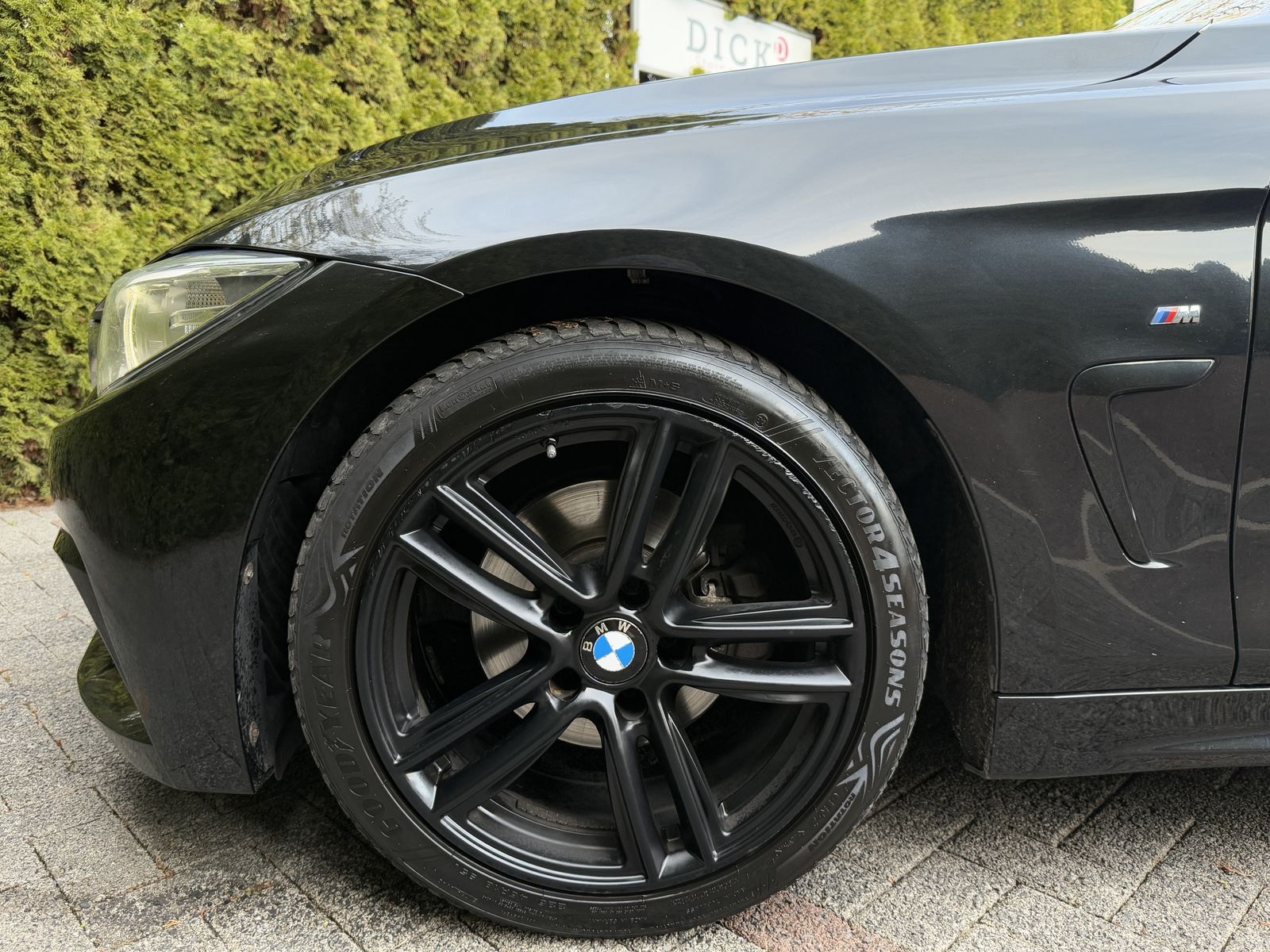 Fahrzeugabbildung BMW 420 d Cabrio M Sport Aut. XEN+SHZ+KAM+NAV+LEDER+