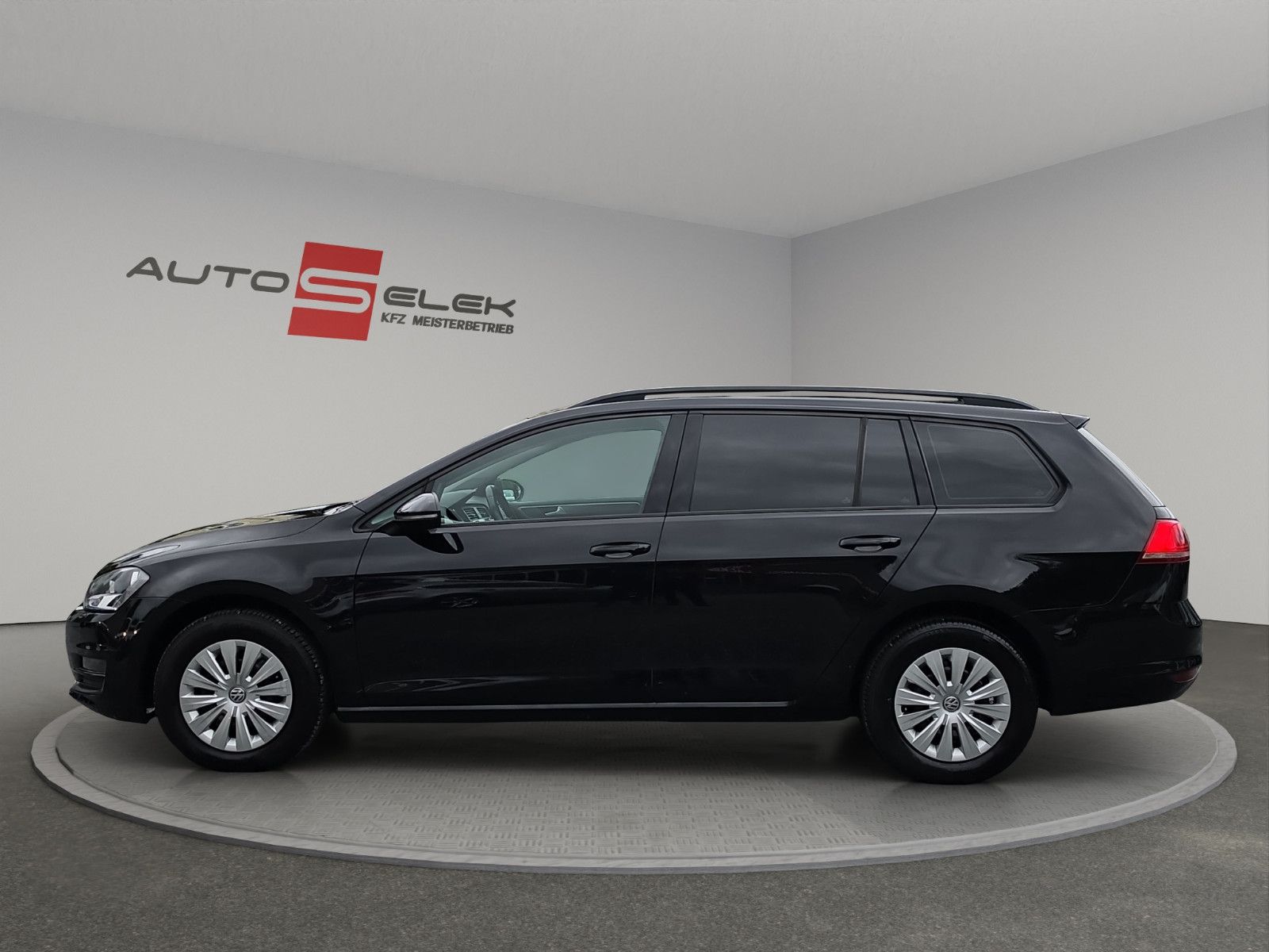 Fahrzeugabbildung Volkswagen Golf VII Variant Trendline BMT NAVI KLIMA SHZ