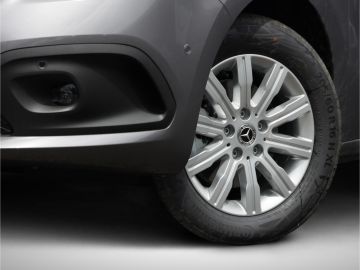 Mercedes-Benz T 180 Progressive 7 Sitze LED Navi Kamera