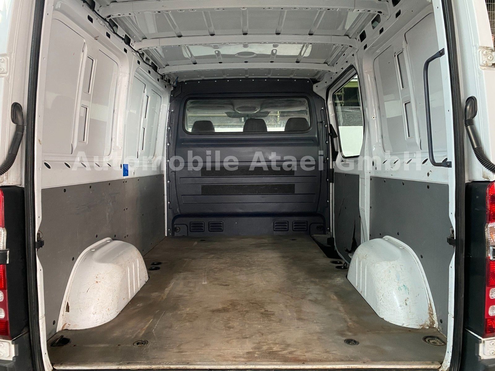 Fahrzeugabbildung Mercedes-Benz Sprinter 211 CDI 1. HAND+ AHK (9960)