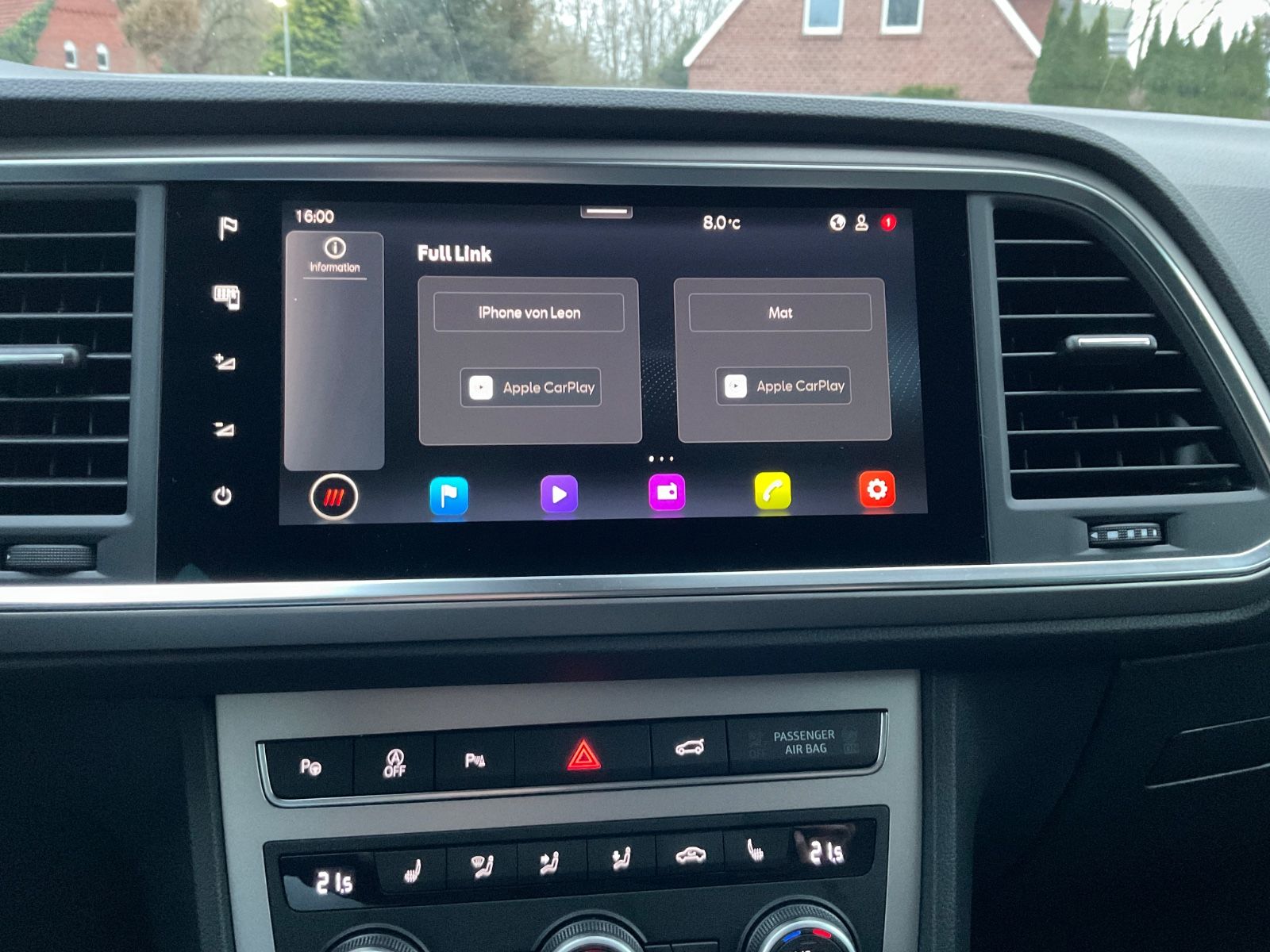 Fahrzeugabbildung SEAT Ateca 1.5 TSI Xperience DSG,Kamera,Navi,LED