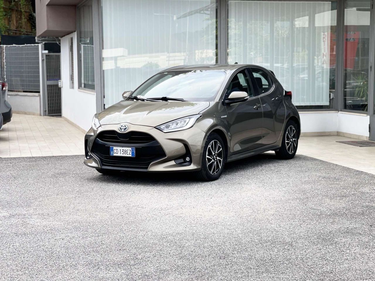 Toyota Yaris 1.5 Hybrid 92CV E6 Neo - 2020 imagem 3