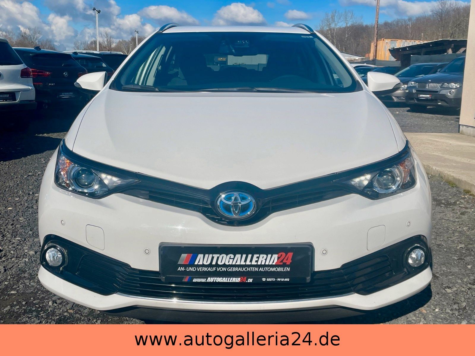 Fahrzeugabbildung Toyota Auris Touring Sports Hybrid Team D Navi AHK Kam