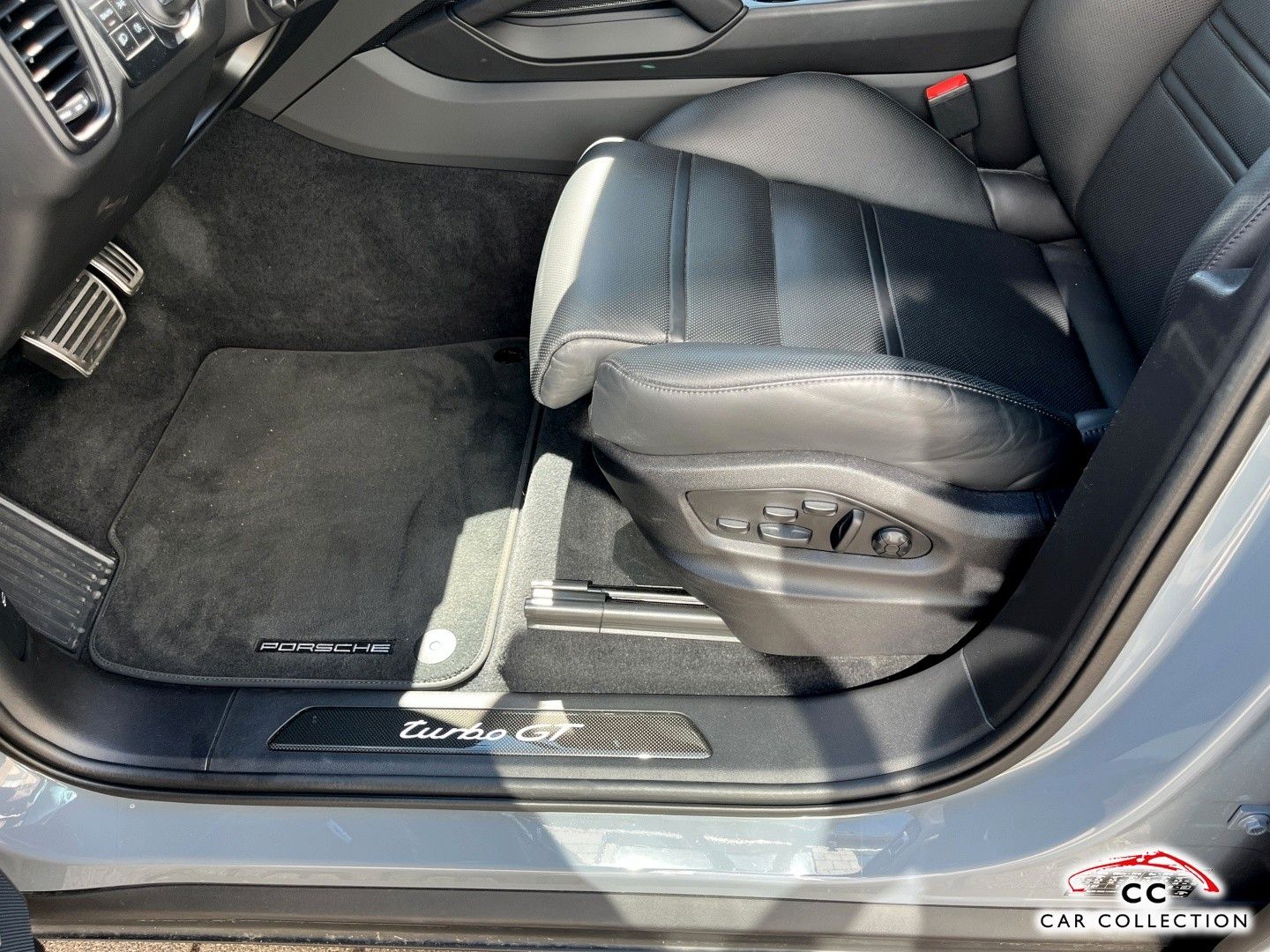 Porsche Cayenne Coupe Turbo GT Appr 5 27 StHZ 360° Carbo foto 18