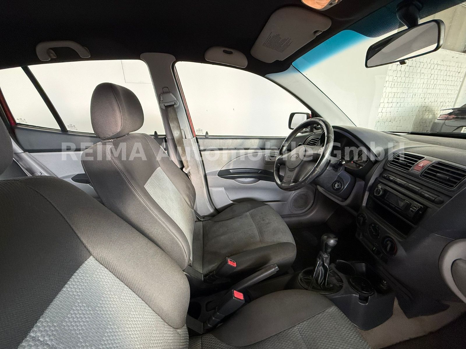 Fahrzeugabbildung Kia Picanto 1.1 LX, Zentral, Alufelgen