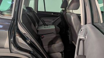 Volkswagen Tiguan - 6