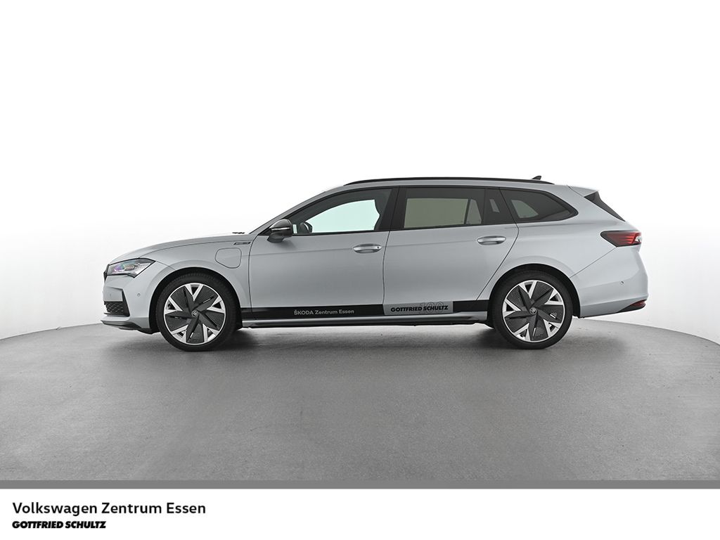 Skoda Superb COMBI SPORTLINE 1 5 TSI IV DSG Hybrid  Vo imagem 3