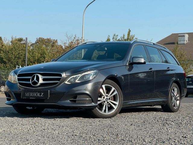 Mercedes-Benz E300 Hybrid Schiebedach + Leder + LED + Comand