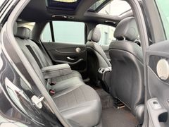 MERCEDES-BENZ GLC 200 4MATIC/PANO/AHK/J.STERNE GA/KAMERA/MBEAM