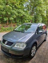 Volkswagen Touran 2.0 EcoFuel Trendline - Volkswagen Touran mit CNG-Antrieb: Kleinbus, 2.0