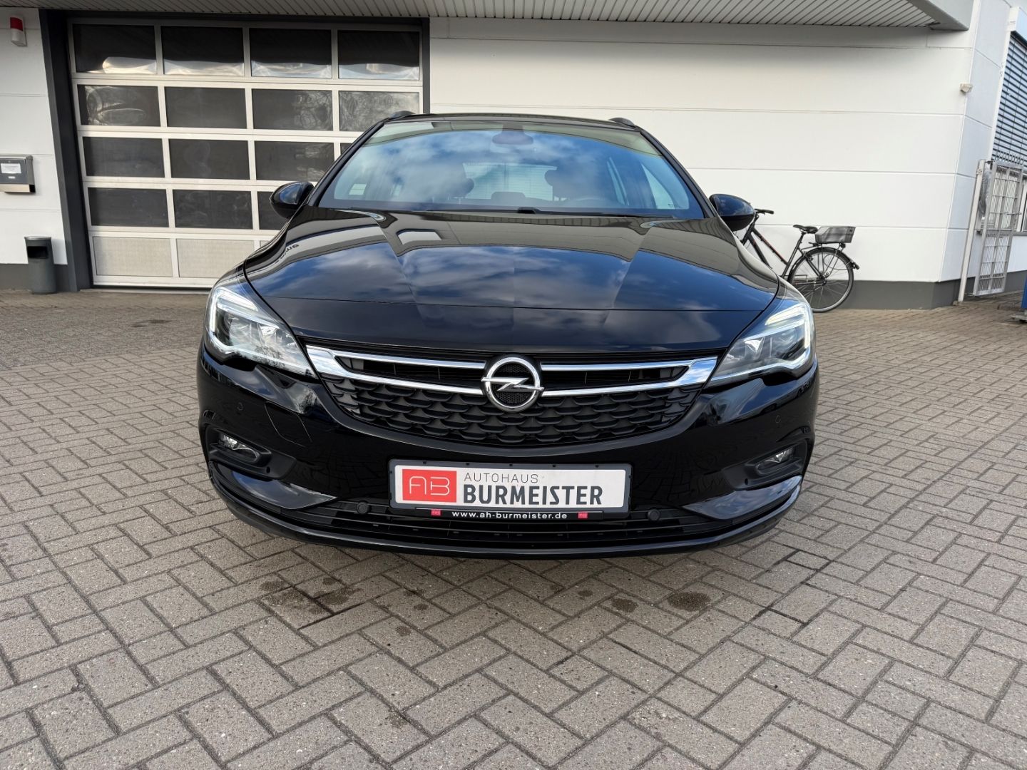 Fahrzeugabbildung Opel Astra K Sports Tourer Edition Start Stop LED App