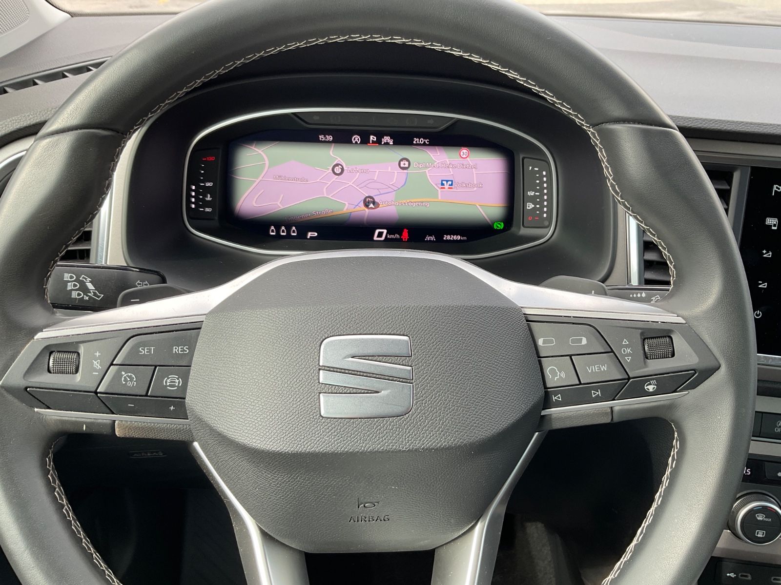 Fahrzeugabbildung SEAT Ateca 1.5 TSI Xperience DSG,Kamera,Navi,Carplay