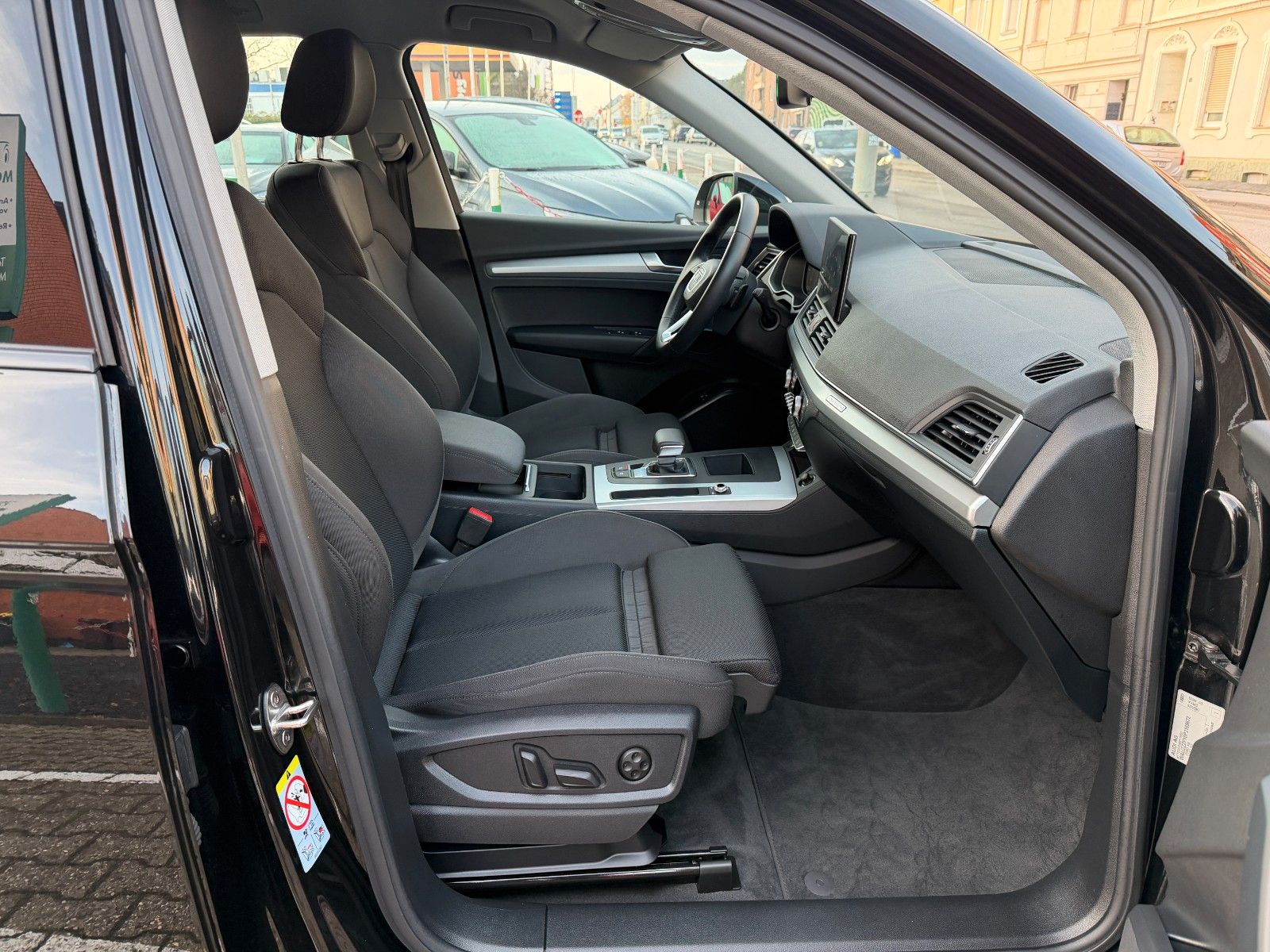 Fahrzeugabbildung Audi Q5 55 TFSI e quattro S-LINE ACC LANE ASSIST HUD