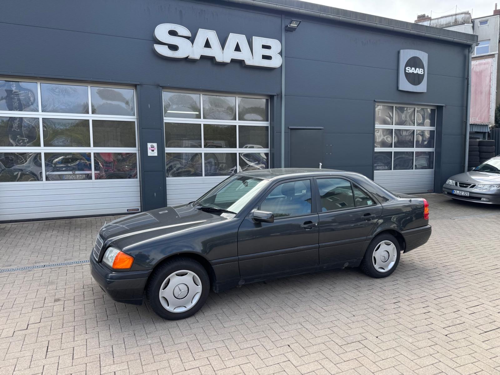Mercedes-Benz C 180 Classic