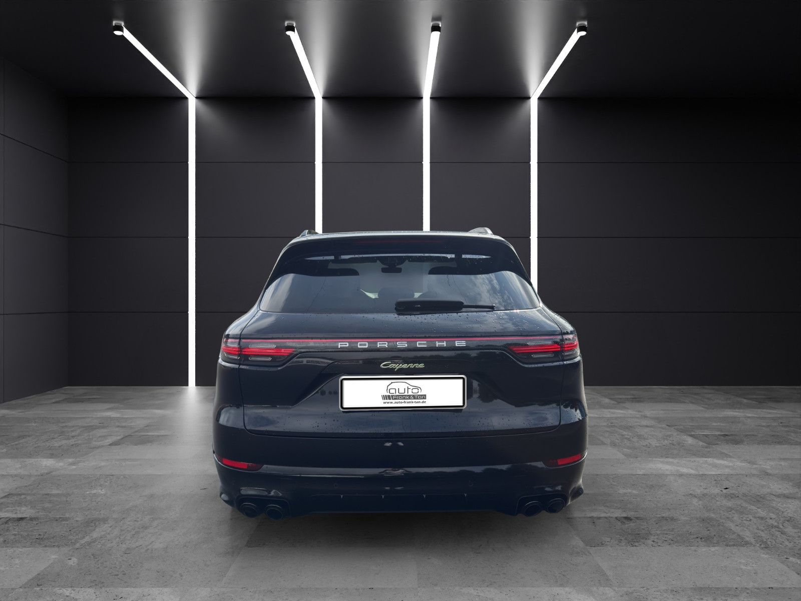 Fahrzeugabbildung Porsche Cayenne E-Hybrid*Matrix*AHK*Carplay*Bose*Head-up