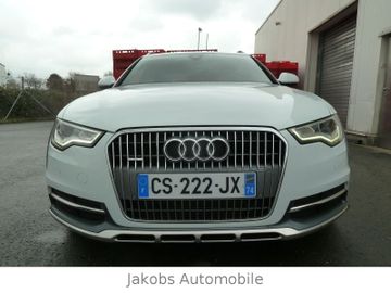 Audi A6 Allroad - 12